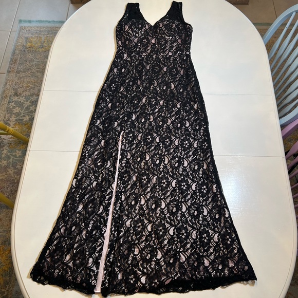Quiz | Dresses | Quiz Lace Maxi Dress | Poshmark